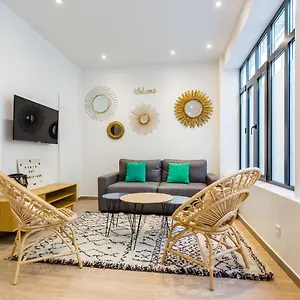  Appartement Cmg Boulevard Voltaire / Truillot D France